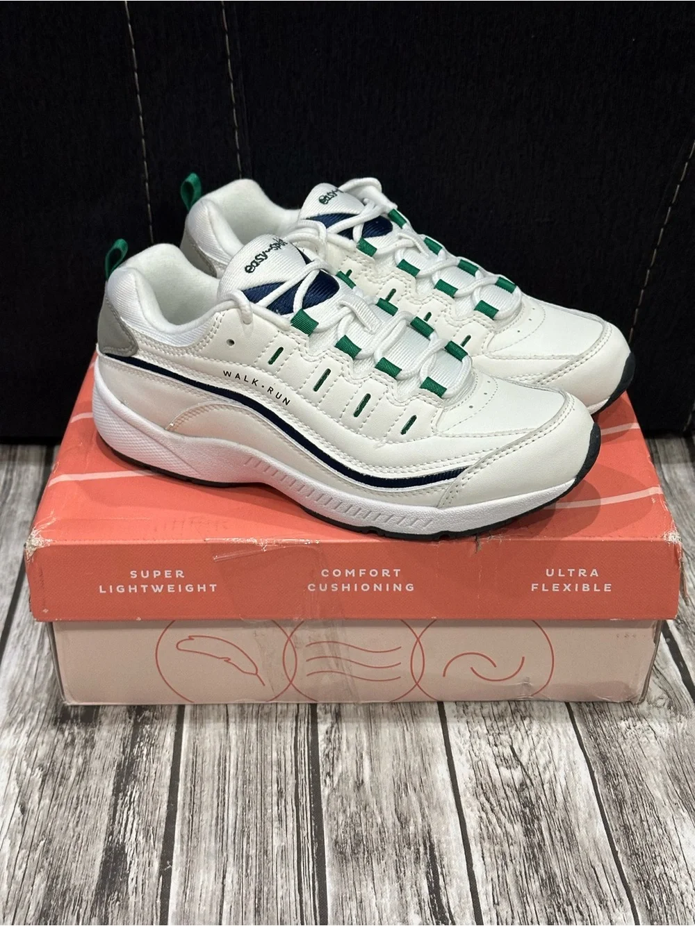 EASY SPIRIT Roadrun White Athletic Casual Comfort Shoes Size US 6.5 M